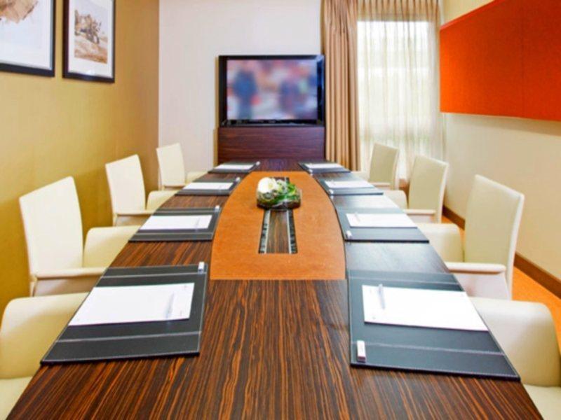 Moevenpick Hotel Zurich Airport Opfikon-Glattbrugg Εξωτερικό φωτογραφία